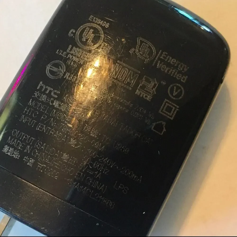 OEM HTC USB Travel Charger Adapter w/ Micro USB cable